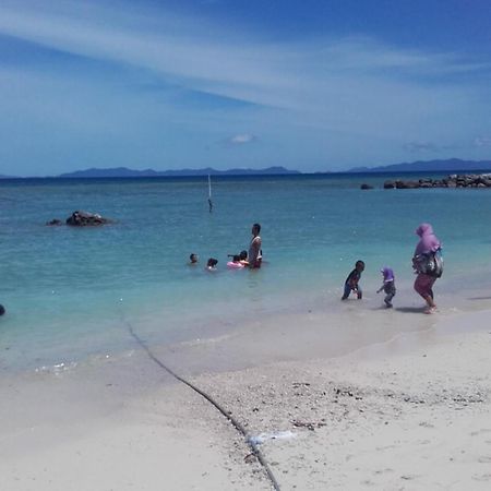 Pulau Weh Sabang Marifi Bed and Breakfast Paya Buitenkant foto